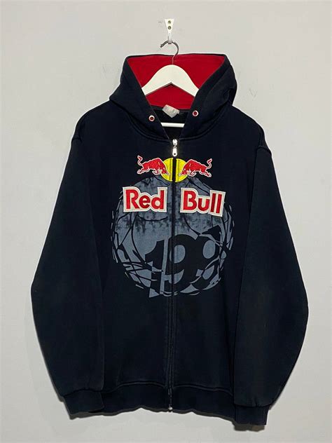 vintage red bull racing hoodie.